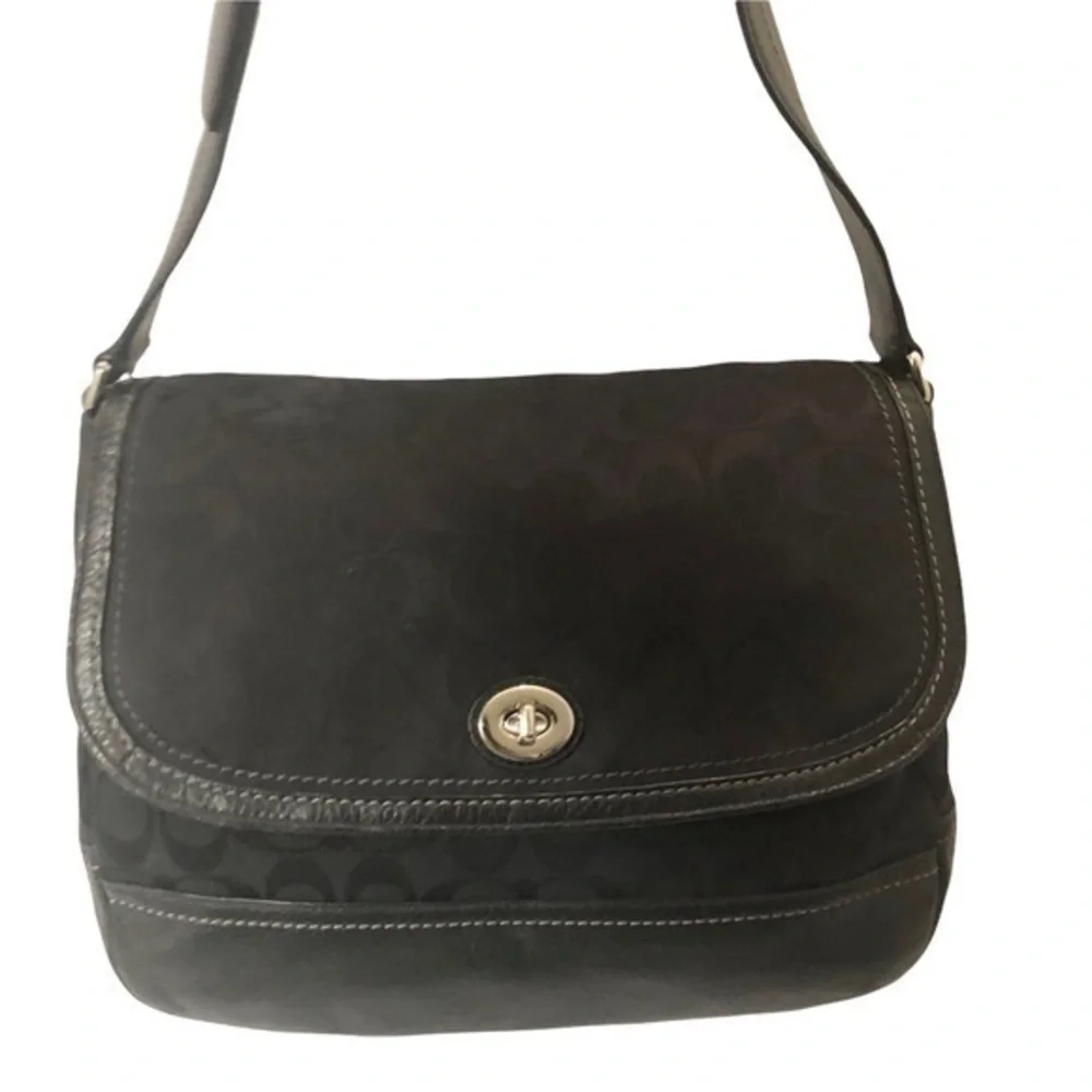 Coach signature black flap turnlock bag